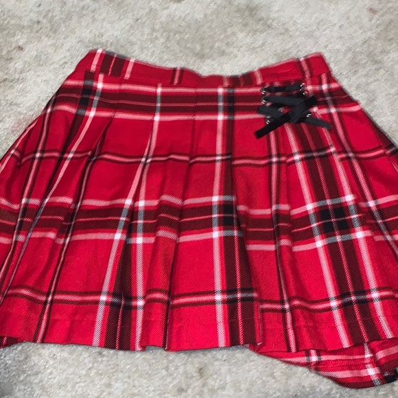 Size 10 kids plaid skirt from justice - Picture 1 of 4